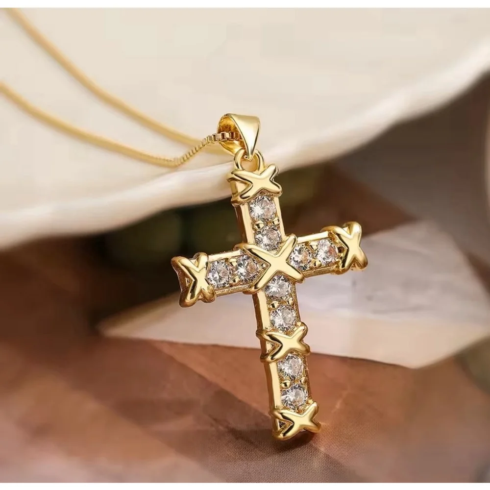 NEW Unisex Men’s 18k Gold Filled Simulated Diamond‎ Cross Necklace, 16-18”